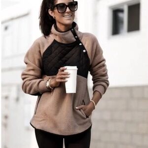 Abercrombie & Fitch Fleece